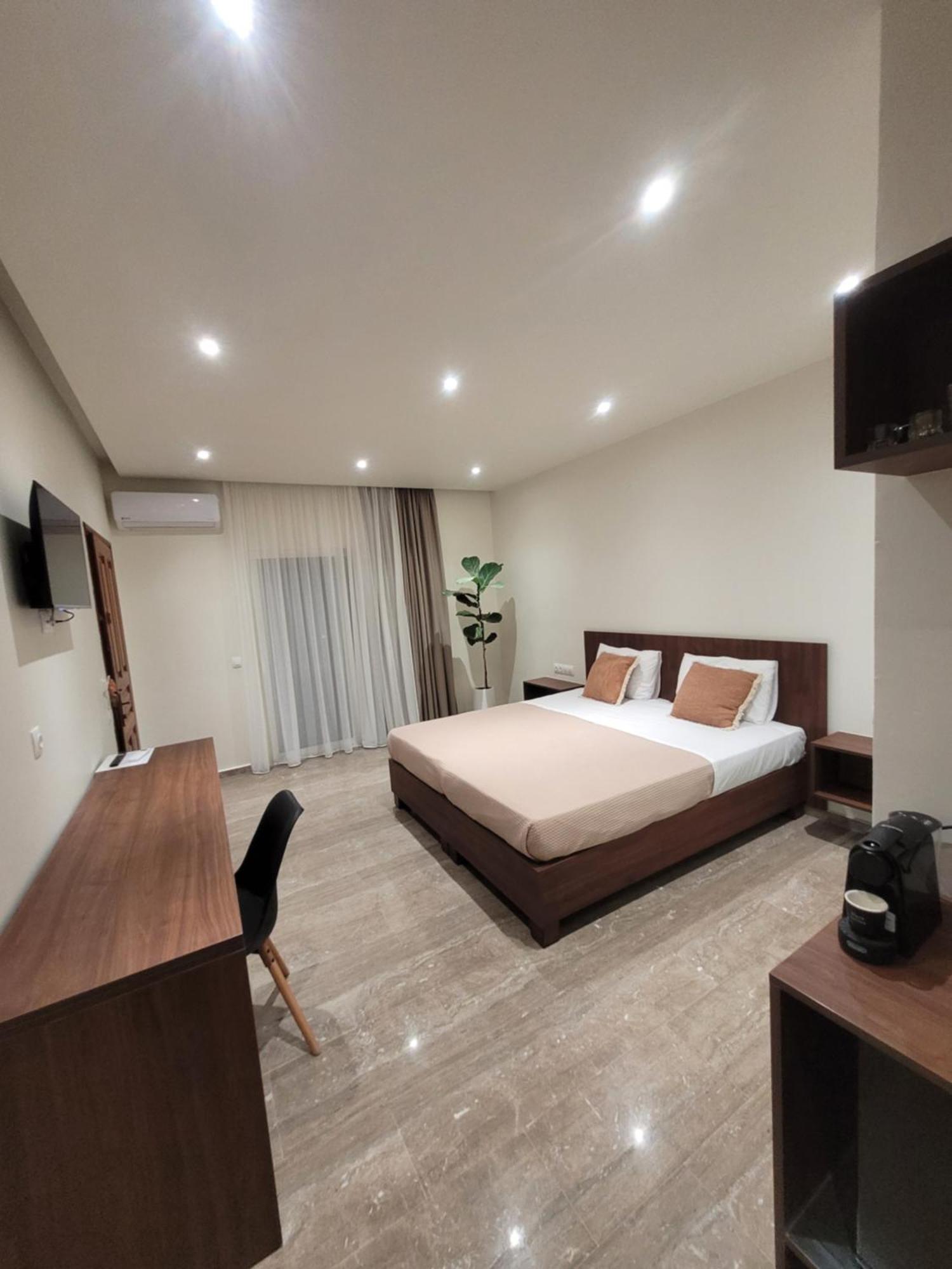 Vasiliki Apartments Platanias  Exterior photo